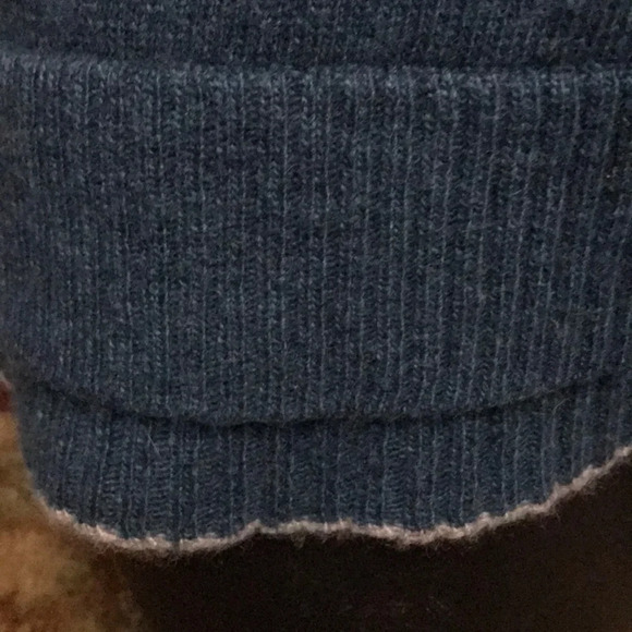 Twilight Bella Swab Banana Republic double trim sweater - Picture 8 of 11